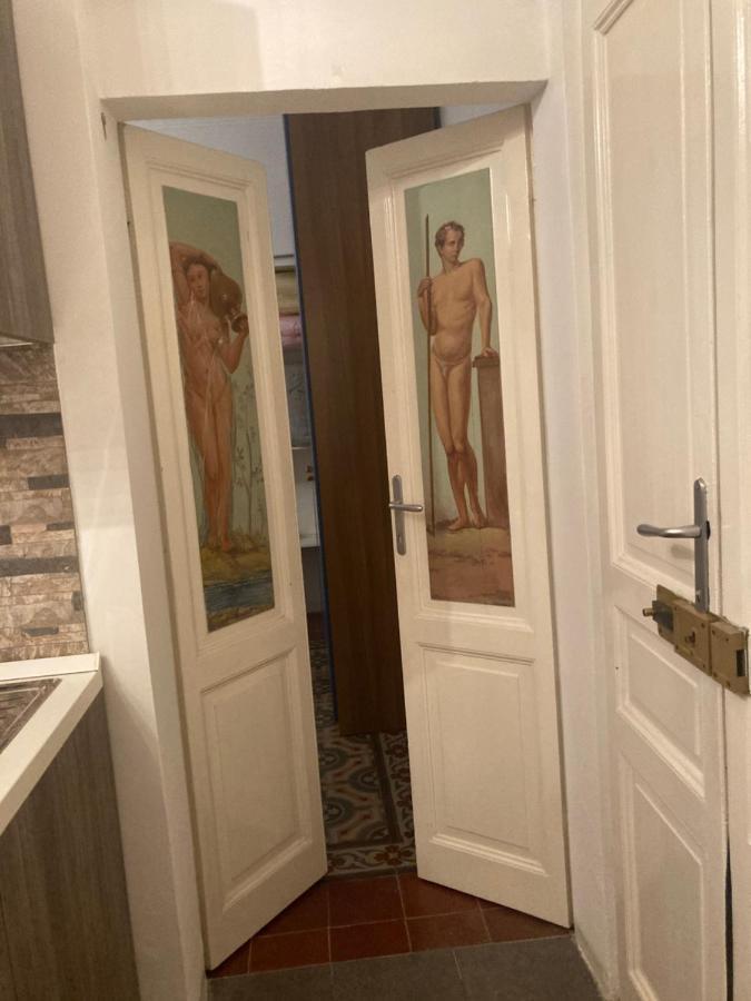 Casa Vacanza Sole Lago… Intra Bagian luar foto